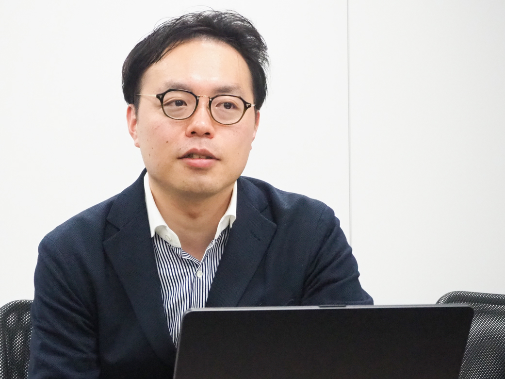 株式会社アルファポリス